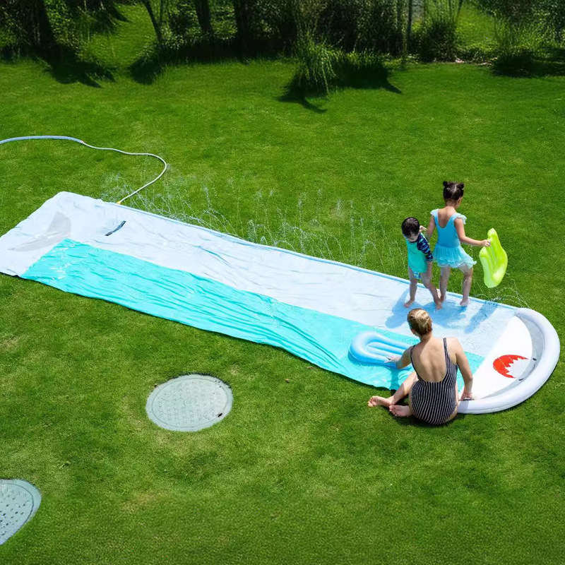 Toboggan aquatique gonflable e - Kids Outdoor Water Sprinkler avis et prix